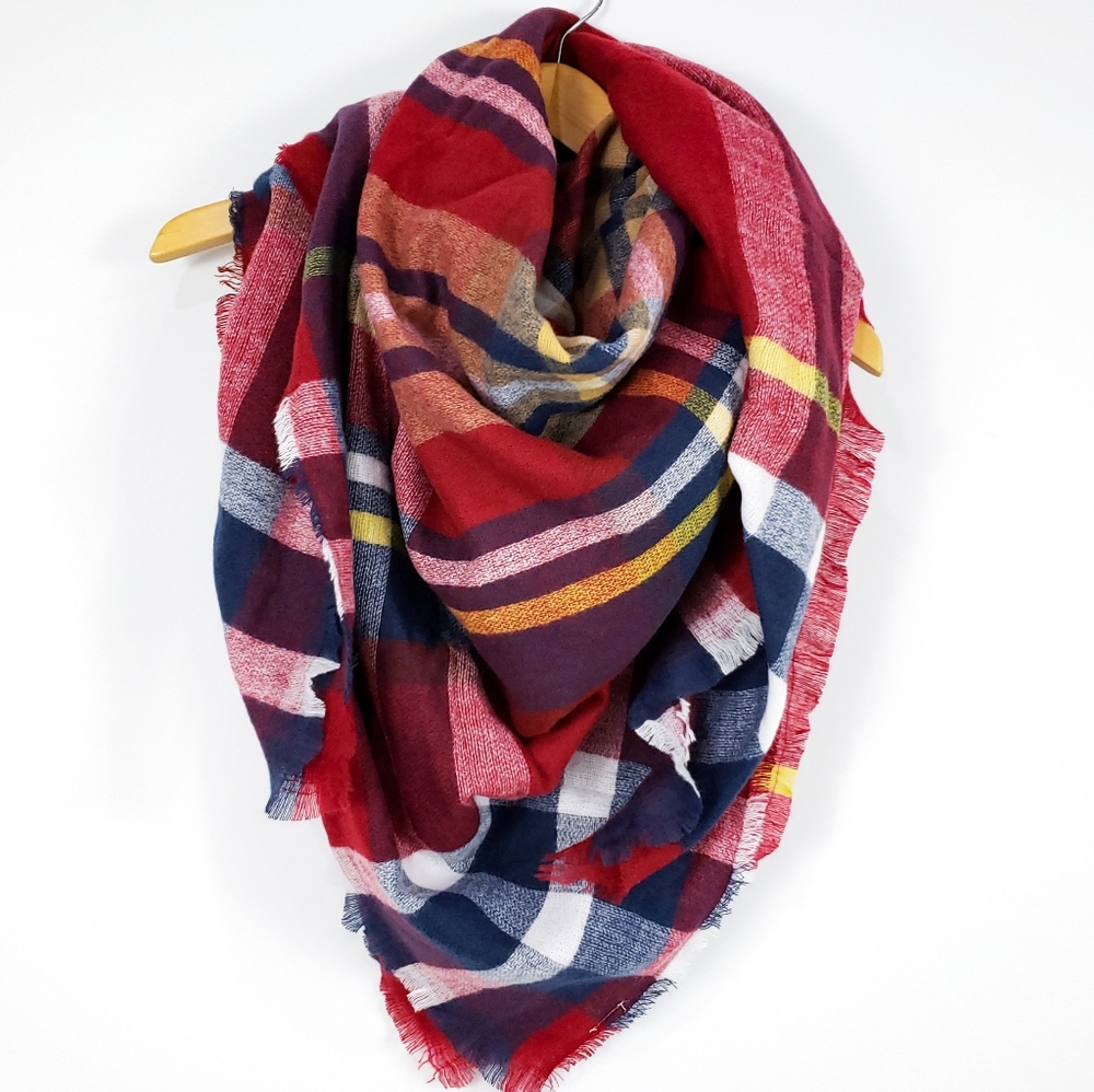 Cozy at Heart Plaid Blanket Scarf (Red)